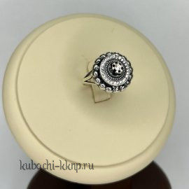 Круглое крупное кольцо с фианитами 