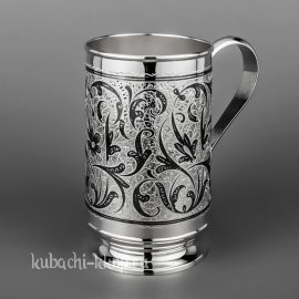 Серебряная пивная кружка с круглой ручкой, 730 мл - кр067