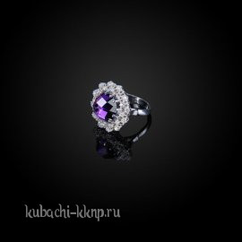 Серебряное кольцо Кубачи с фианитами под аметист 