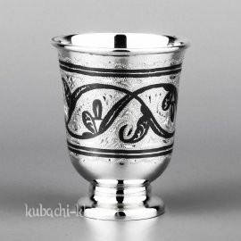 Серебряная стопка с кубачинским орнаментом - СТП067
