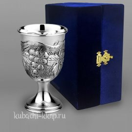 Рюмка из серебра «Виноград» - р00031