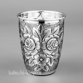 Серебряный стакан 