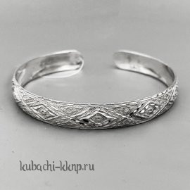 Тонкий серебряный браслет 