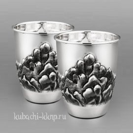 Набор из двух серебряных стаканов 