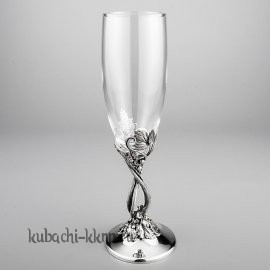 Серебряный фужер 