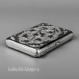 Портсигар из серебра с красивым орнаментом и гравировкой - пдс012