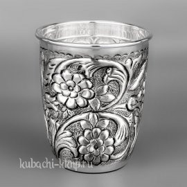 Серебряный стакан 
