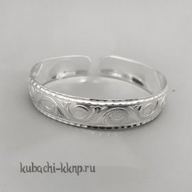 Кубачинский не широкий серебряный браслет без чернения - БР253