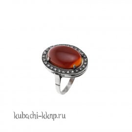 Серебряное кольцо с сердоликом и фианитами 