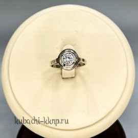 Нежное круглое кольцо Высота с одиночным фианитом - к902