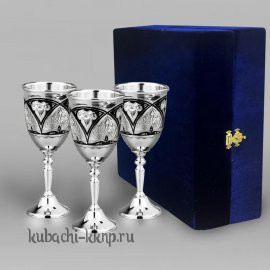 Набор из трех серебряных рюмок на 50 мл - р050-3