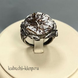 Крупное круглое кольцо с Астрофиллитом - к150