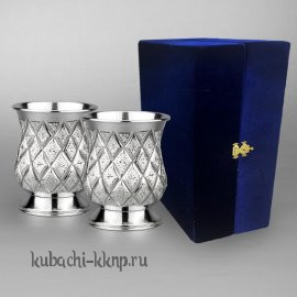 Набор из двух больших серебряных стаканов  - ст24-2