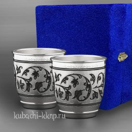 Набор серебряных стаканов 