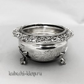 Небольшая серебряная солонка под старину - С057