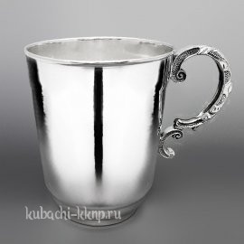 Серебряная глянцевая кружка с оригинальной ручкой без гравировки - кр114