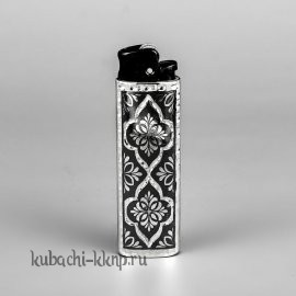 Серебряный футляр для зажигалки 