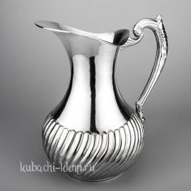 Серебряный кувшин 