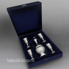 Набор на четверых для водки или коньяка из серебра 