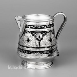 Серебряный молочник с интересным орнаментом, 280 мл - м006