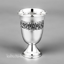Серебряная стопка на ножке - СТП085