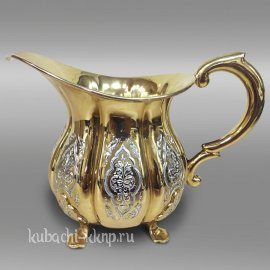 Молочник из серебра, позолоченный. - м010