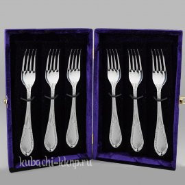 Набор столовых серебряных вилок  