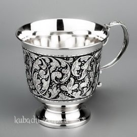 Серебряная кружка 