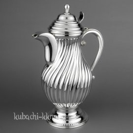 Серебряный кувшин 