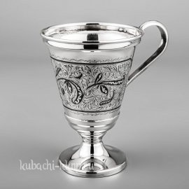 Серебряная кружка «На ножке» - кр092