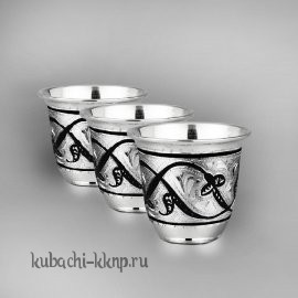 Набор серебряных стопок 