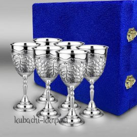 Набор из шести серебряных бокалов 