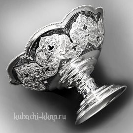 Большая красивая конфетница - вазочка на ножке - кф028м