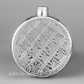Круглая серебряная фляга с строгим рисунком - ФЛ129