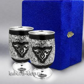 набор из двух серебряных стаканов ручной работы 