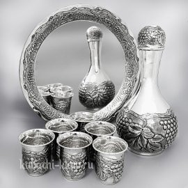 Серебряный водочный набор с виноградом - ВС010