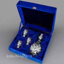 Серебряный водочный набор на троих 
