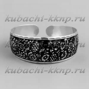 Жесткий серебряный браслет с капельками черни - БР88