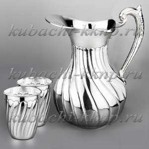 Большой серебряный кувшин с двумя стаканами 