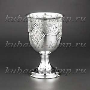 Серебряная рюмка на ножке с изящным орнаментом, 75 мл - р00036
