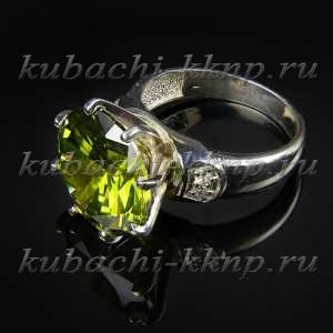 Серебряное кольцо с большим зеленым фианитом 