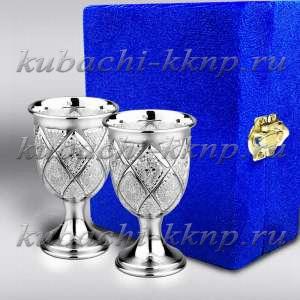 Набор из двух серебряных рюмок на ножке 