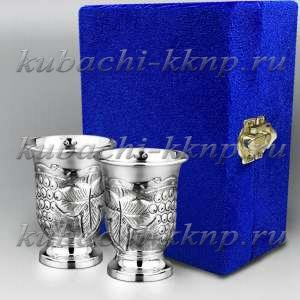 Набор из двух серебряных стопок с виноградным рисунком - стп052-2