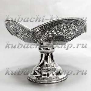 Серебряная конфетница на ножке с резным рисунком - КФ188