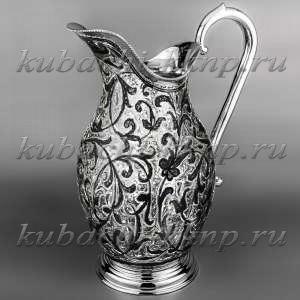 Большой серебряный кувшин 