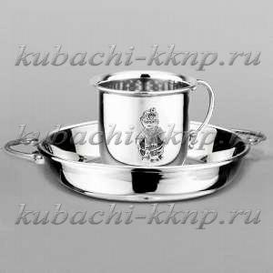 Детская серебряная кружка на тарелке  Детская серебряная кружка на тарелке