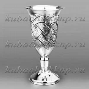 Необычный серебряный бокал для вина 
