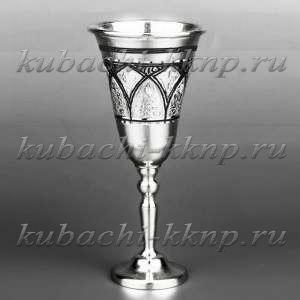 Высокая серебряная рюмка с красивым орнаментом - Р00043