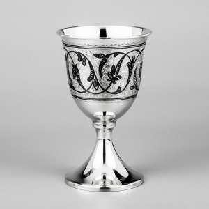 Серебряный бокал для вина на низкой ножке - бк032