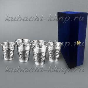 Набор из шести классических серебряным стопок 
